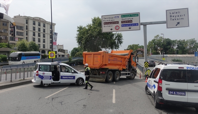 İstanbul'da bazı yollar trafiğe kapatıldı