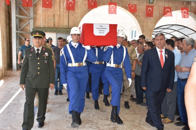 Şehit Jandarma Uzman Çavuş Cevdet Canördek son yolculuğuna uğurlandı