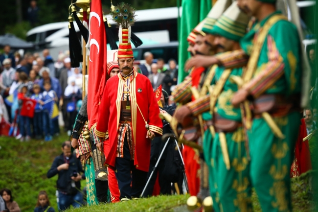 Bosna'da Müslümanlığın sembolü Ayvaz Dede Şenlikleri sona erdi