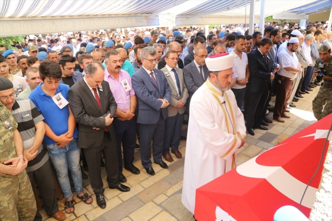 Şehit Uzman Çavuş Ahmet İmalı son yolcuğuna uğurlandı