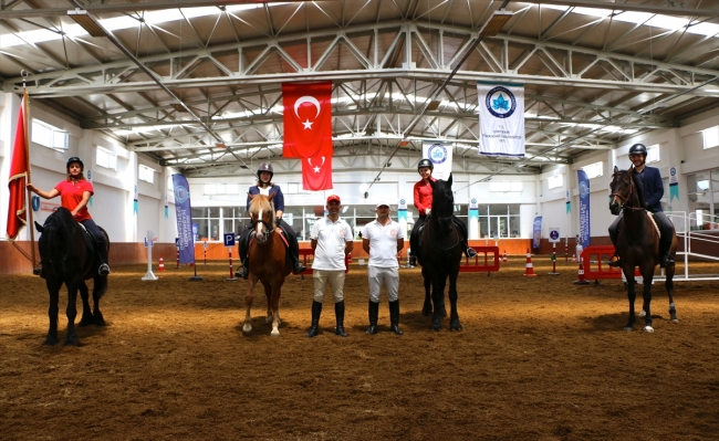 Eskişehir hippoterapi merkezi gazi ve engellileri bekliyor