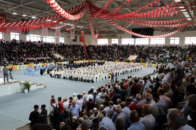 Diyanet İşleri Başkanı Erbaş: İslam konusunda bilgisizlik istismara sebep oluyor