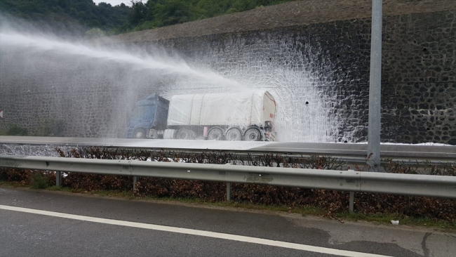 LPG yüklü tanker duvara çarptı