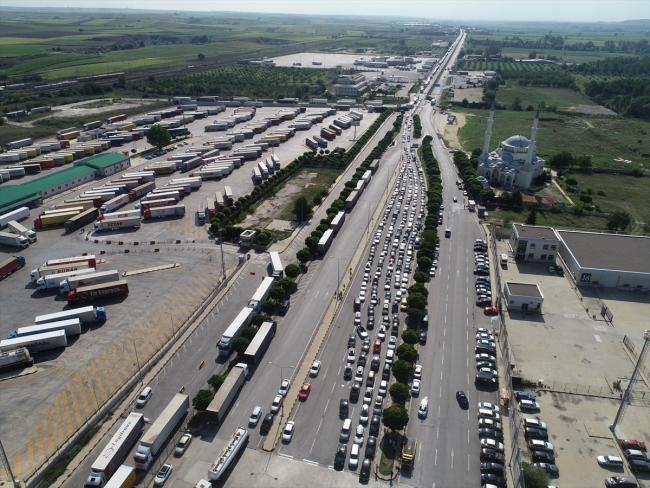 Kapıkule'de gurbetçilerin dönüş yolculuğu başladı