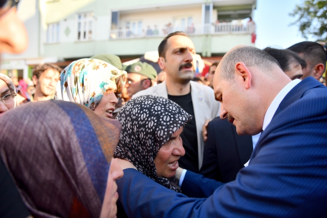 Şehit özel harekat polisi son yolculuğuna uğurlandı