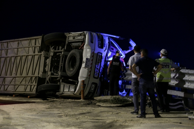 Bursa'da otobüs devrildi: 1 ölü, 38 yaralı