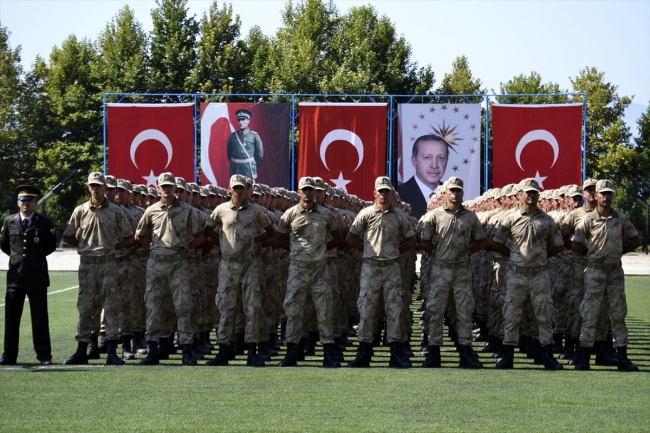 Uzman erbaşlar mezun oldu