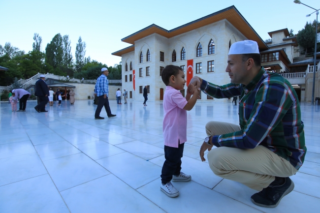 Tüm yurtta Kurban Bayramı coşkusu