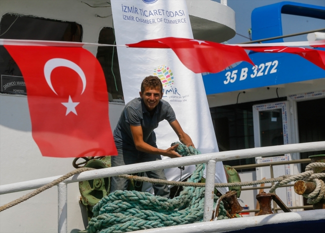 Balıkçılar dualarla ve törenlerle "ava" uğurlandı