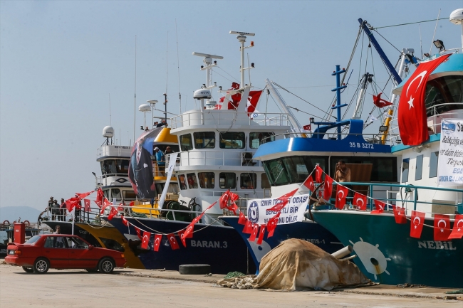 Balıkçılar dualarla ve törenlerle "ava" uğurlandı