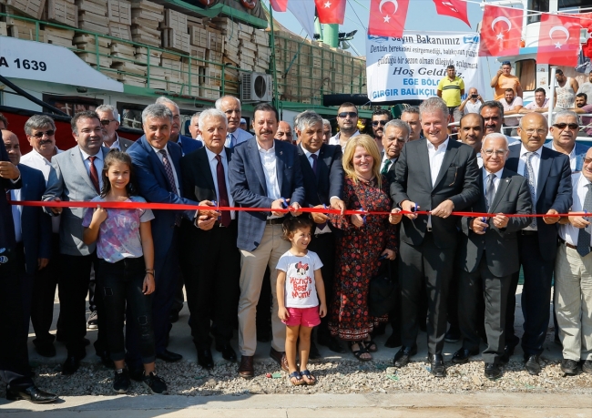 Balıkçılar dualarla ve törenlerle "ava" uğurlandı