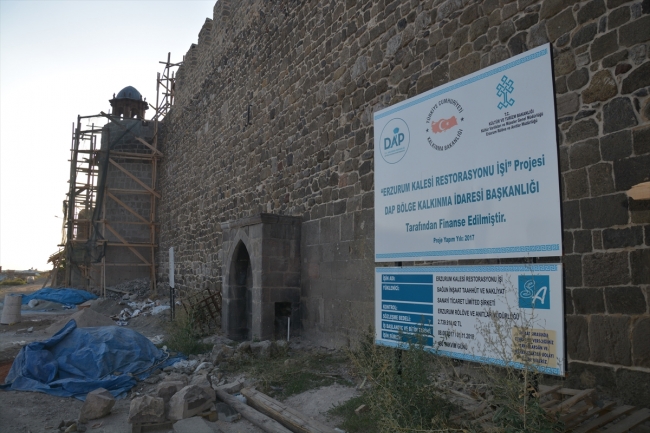 Tarihi Erzurum Kalesi'nde 150 yıllık patlamamış fünyeler bulundu