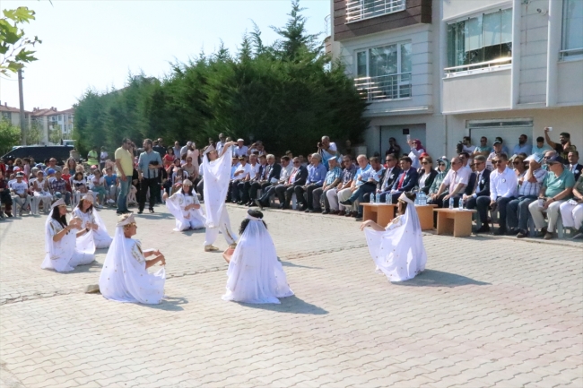 Bolu'da açılan "Nilüfer Sanat Parkı" ziyaretçilerini bekliyor