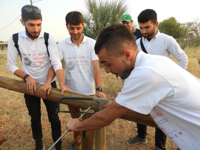 TİKA'nın gönüllü elçilerinden Namibyalı öğrencilere ziyaret