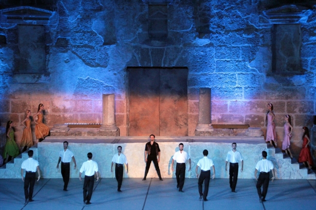 "Zorba" 25. Uluslararası Aspendos Opera ve Bale Festivali'nde sahnelendi