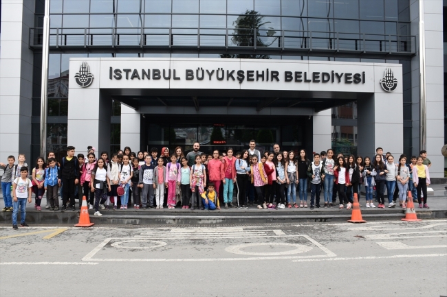 İstanbul'un kıyılarından 12 bin metreküp çöp toplandı