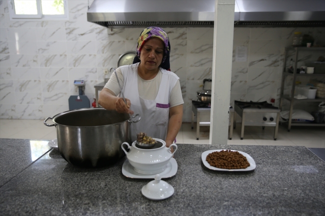 Et ile bulgur birleşiyor, ortaya lezzetiyle anılan "borani" çıkıyor