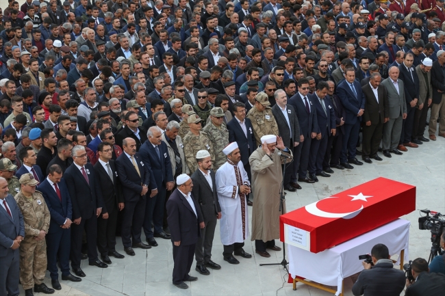 Şehit Onbaşı Sedat Kasap son yolculuğuna uğurlandı