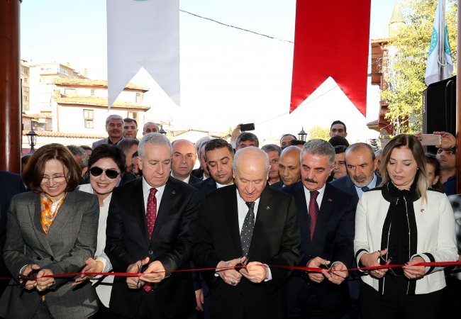 Devlet Bahçeli: İstanbul'da sürpriz bir aday gösterebiliriz