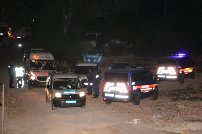 Mersin'de düzensiz göçmenleri taşıyan tekne battı