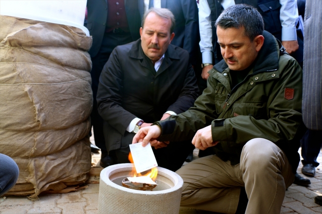 Tarım ve Orman Bakanı Bekir Pakdemirli Eskişehir'de biyoyakıt tesisini ziyaret etti