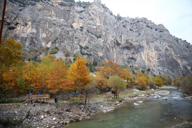 Doğu Akdeniz'de sonbahar renkleri