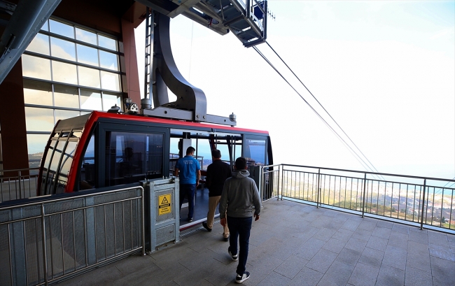 Karadeniz'in en uzun teleferiğinde doğaya yolculuk