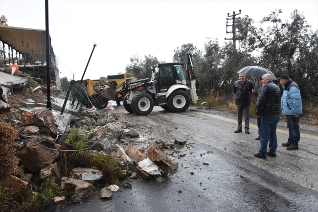 Edremit Körfezi'nde kuvvetli yağış