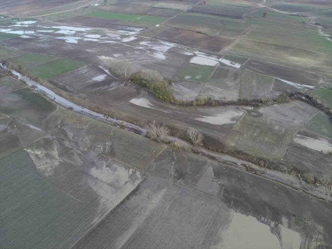 Edirne'deki sel tarım arazilerini sular altında bıraktı