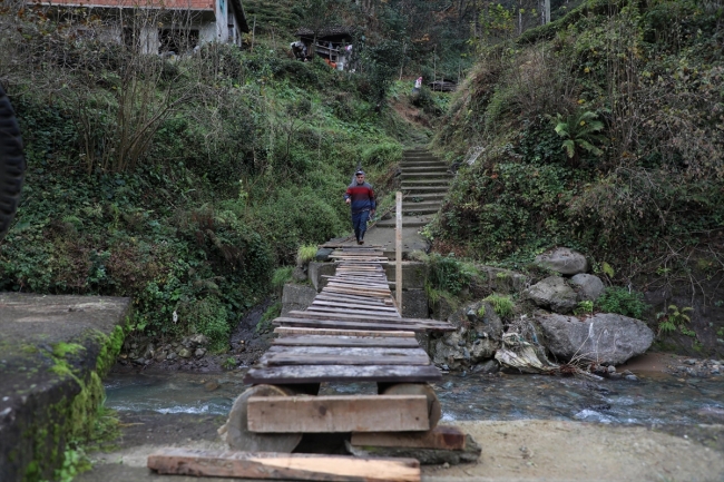 Rize'de selin yıktığı köprüler tekrar yapılacak