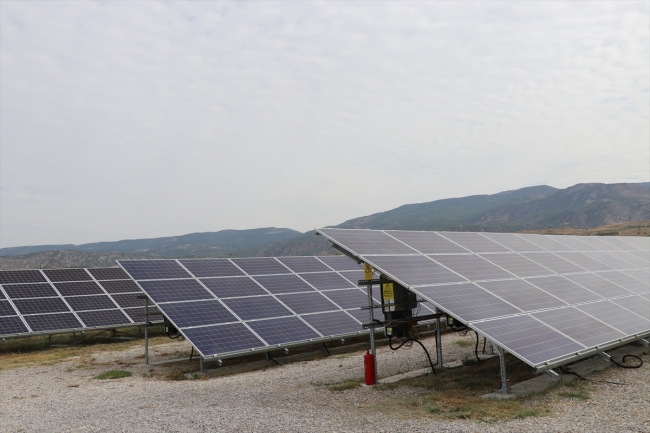 Denizli'nin çöpü çamuru güneşi enerjiye dönüşüyor