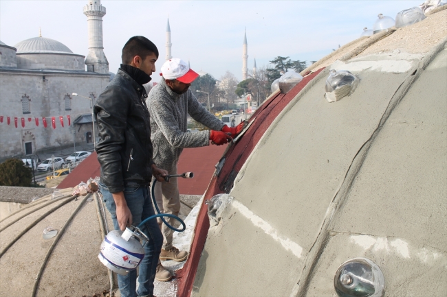 Tarihi hamamın kubbesini pürmüzle membran kaplayacaktı