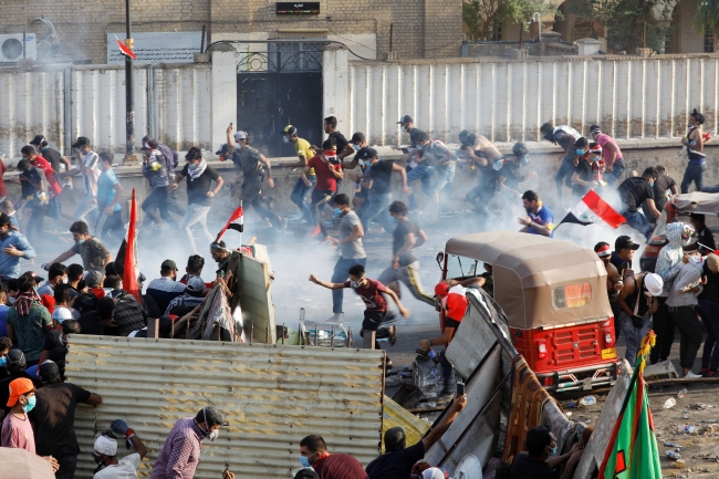 Irak'ta cuma gününden beri hükümet karşıtı gösteriler düzenleniyor. Fotoğraf: Reuters