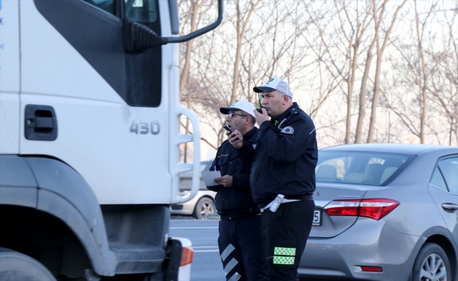 İstanbul'da hava destekli trafik denetimi