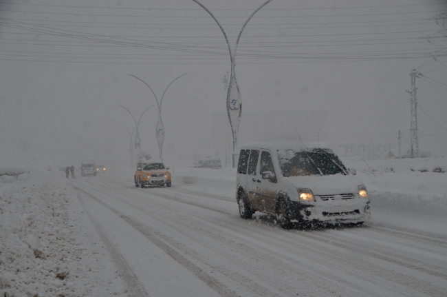 662 yerleşim yerinin yolu ulaşıma kapandı