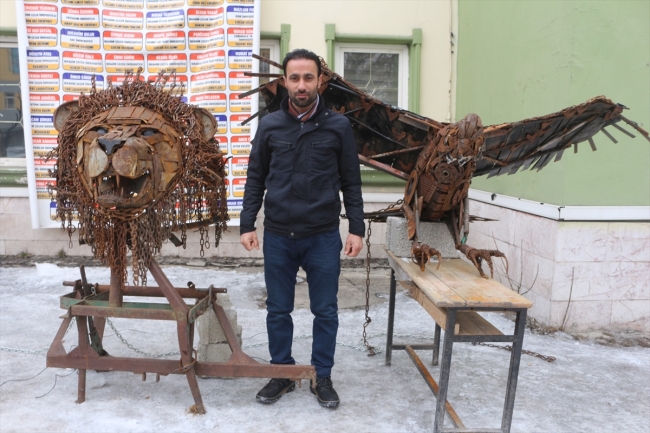 Hurda metalleri sanat eserine dönüştürüyor