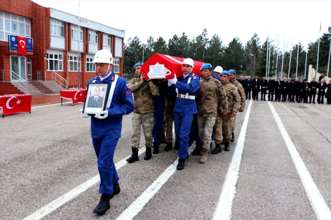 Kazada yaşamını yitiren komandolar için tören düzenlendi