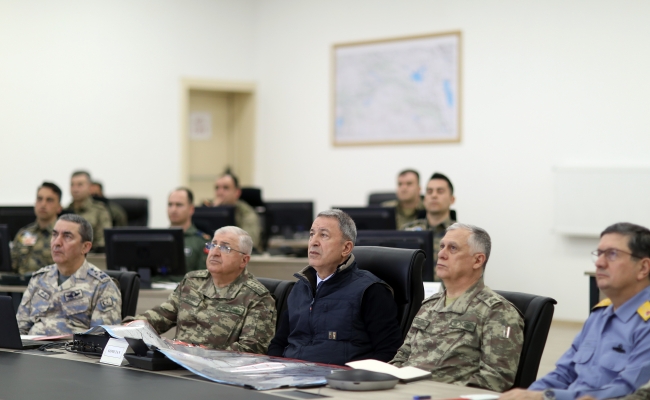 Bakan Akar, İleri Müşterek Harekat Merkezi’ni açtı