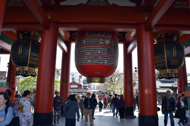 Tokyo'nun en eski tapınağı: Sensoji