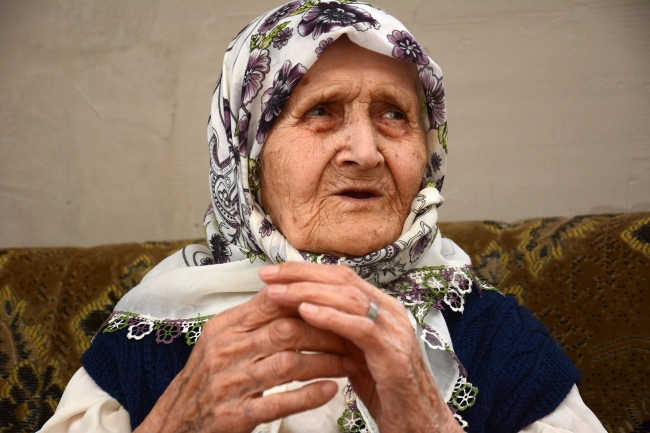 111 yaşındaki Boşnak nine 104 yıldır orucu bırakmadı