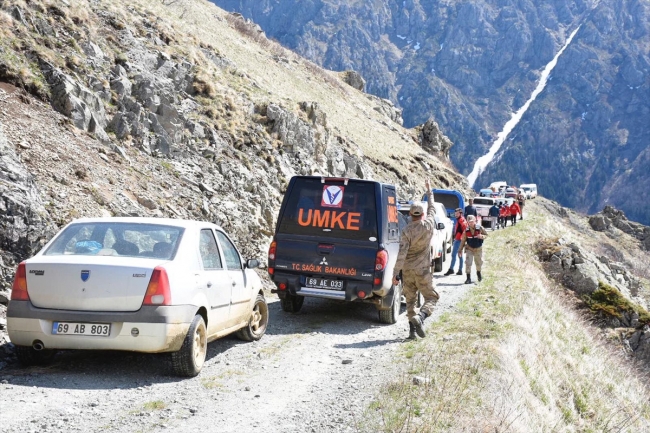 AA muhabirini arama çalışmaları sürüyor