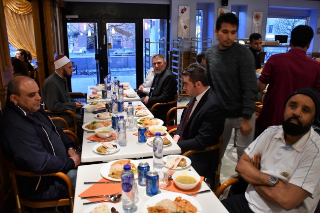 İsveç'te Müslümanlar ve Hristiyanlar iftarda buluştu