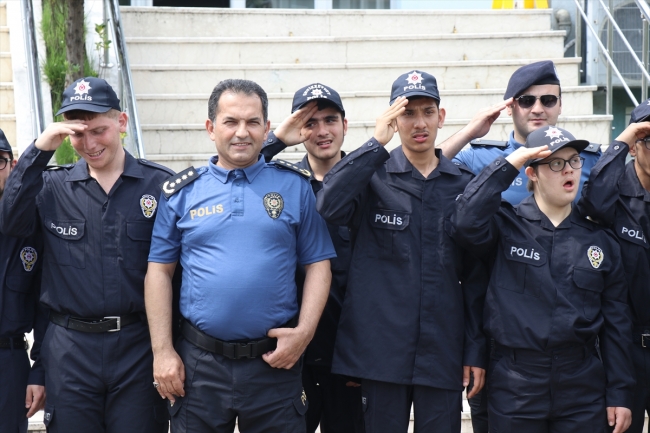 Özel çocukların polislik hayali gerçek oldu