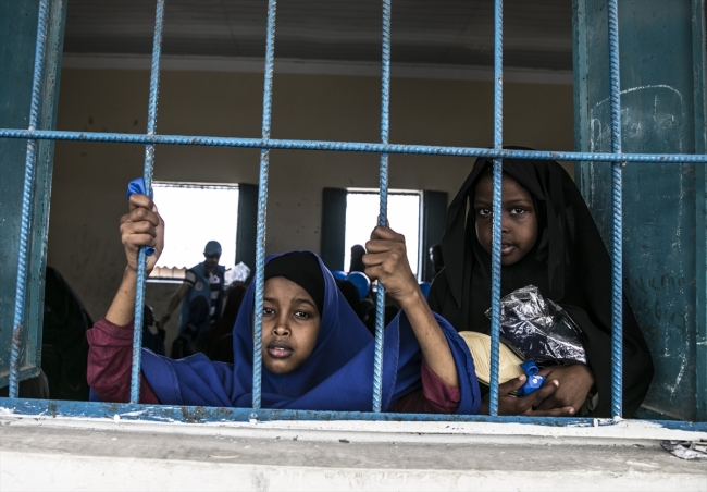 Mogadişu'daki çatışmalar yaşamı olumsuz etkiliyor