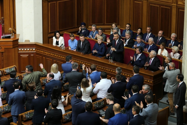 Cumhurbaşkanı Yardımcısı Oktay, Zelenskiy'in yemin törenine katıldı