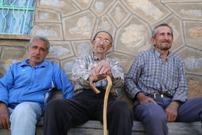 Çocuk sesine hasret bayramı bekliyorlar