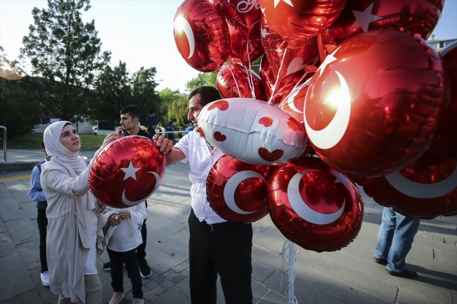 Yurt genelinde bayram idrak ediliyor