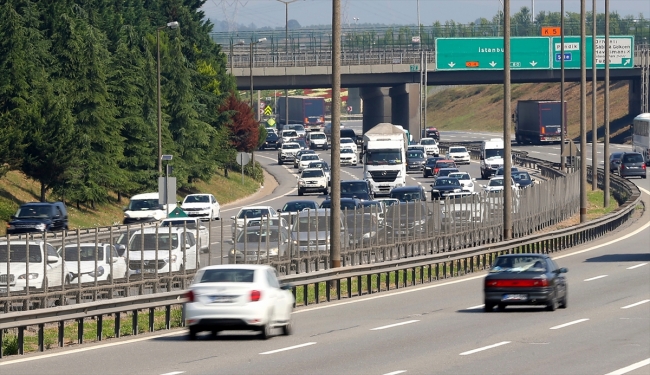 Anadolu Otoyolu'nda seçim trafiği