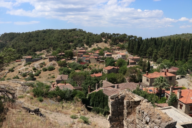 Kazdağları'nın otantik köyünden turist eksik olmuyor