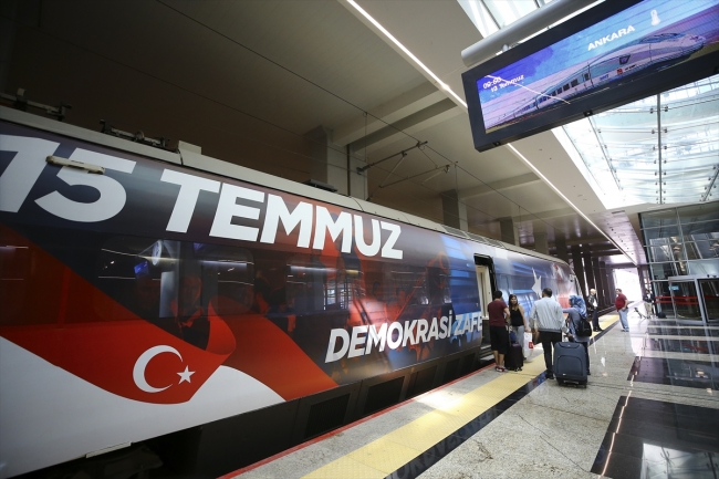 15 Temmuz treni ilk seferi için yola çıktı